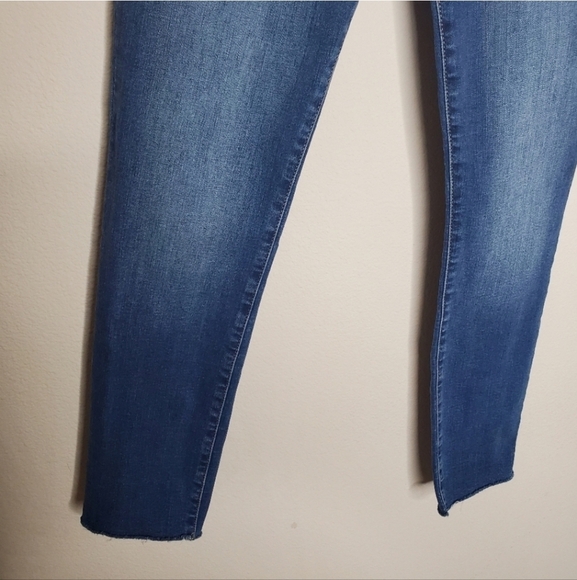 Good American Good Waist Crop Blue High Rise Distressed Skinny Jeans - Picture 9 of 11
